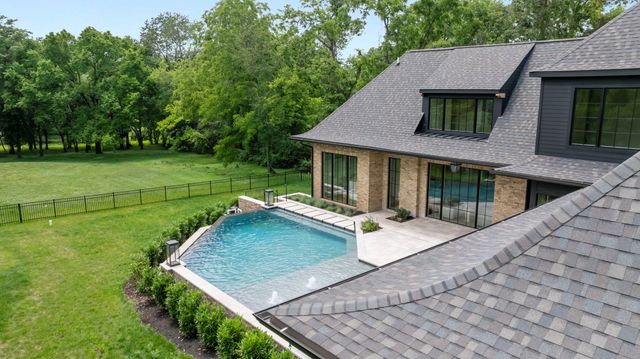 2805 Tyne Blvd, Nashville, TN 37215
