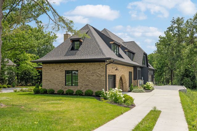 2805 Tyne Blvd, Nashville, TN 37215
