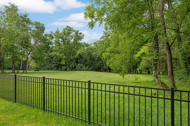 2805 Tyne Blvd, Nashville, TN 37215