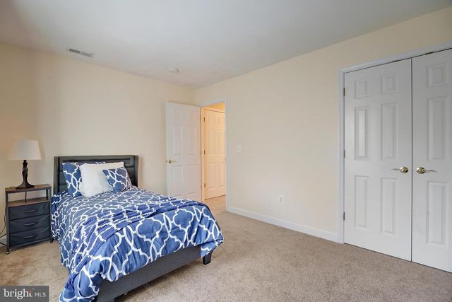 365 CROSS CREEK DR, Huntingtown, MD 20639