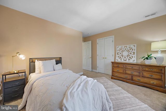 365 CROSS CREEK DR, Huntingtown, MD 20639