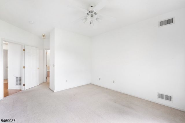 45 Four Oaks Rd, Bedminster Twp., NJ 07921