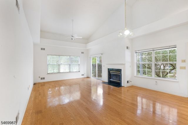 45 Four Oaks Rd, Bedminster Twp., NJ 07921