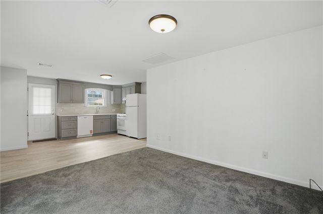153 FALCON Avenue, Warwick, RI 02888