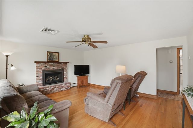 153 FALCON Avenue, Warwick, RI 02888