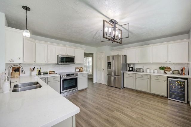 3526 Pecan Point Drive, Sugar Land, TX 77478