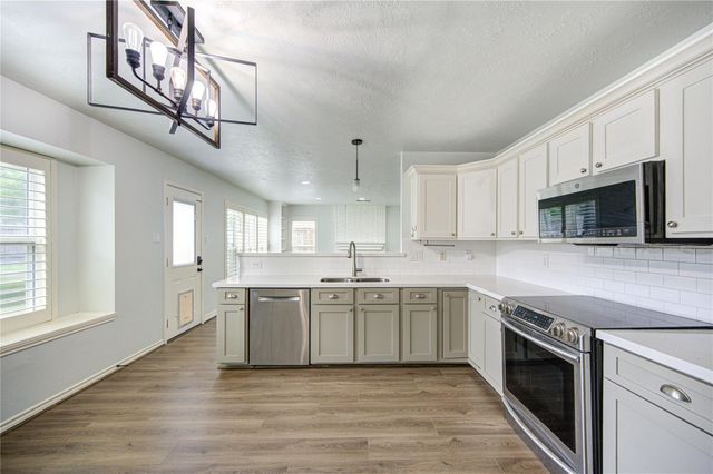 3526 Pecan Point Drive, Sugar Land, TX 77478