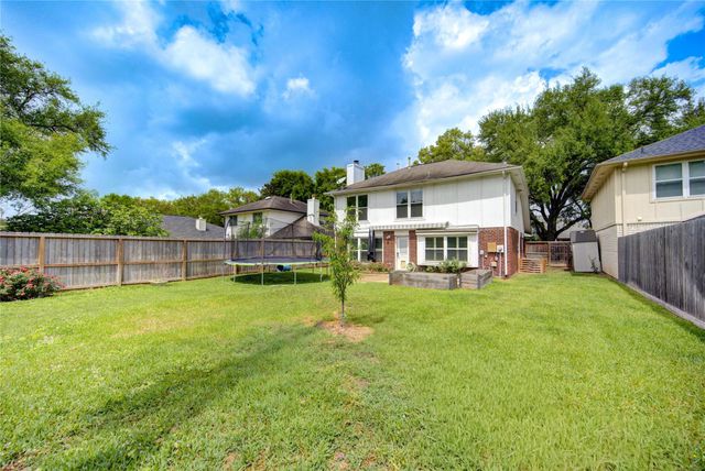 3526 Pecan Point Drive, Sugar Land, TX 77478