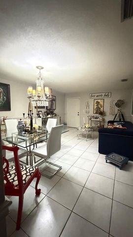 8851 NW 119th St 6102, Hialeah Gardens, FL 33018