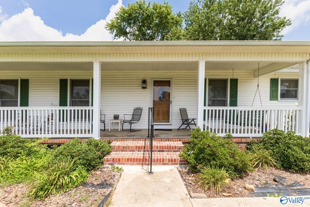 1801 Brookmeade Avenue, Athens, AL 35611