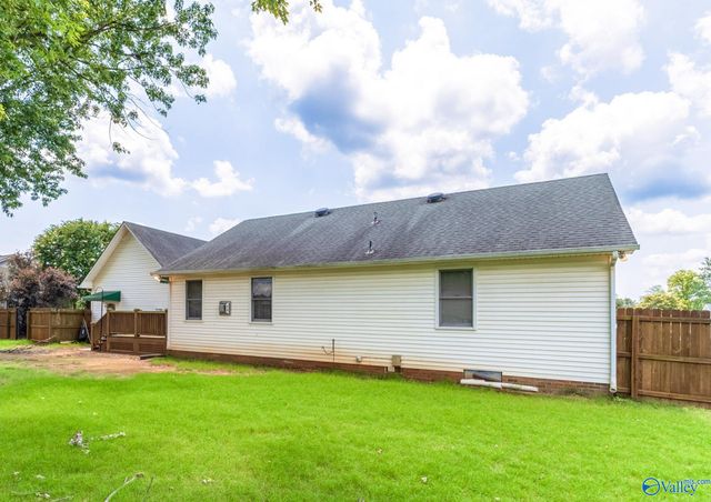 1801 Brookmeade Avenue, Athens, AL 35611