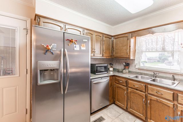1801 Brookmeade Avenue, Athens, AL 35611