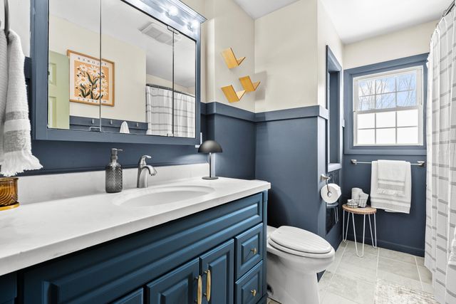 1823 Birchton Avenue, Portage City, MI 49024