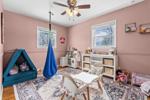 1823 Birchton Avenue, Portage City, MI 49024