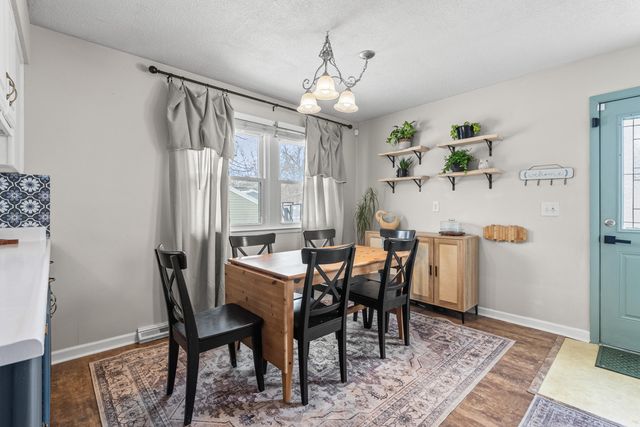 1823 Birchton Avenue, Portage City, MI 49024