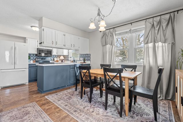 1823 Birchton Avenue, Portage City, MI 49024