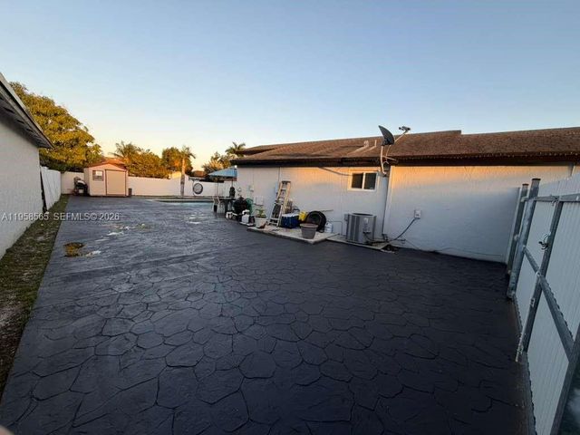 19707 SW 123rd Ct, Miami, FL 33177