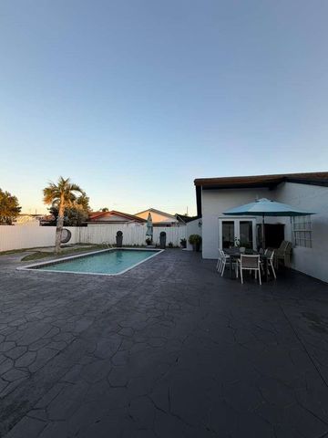 19707 SW 123rd Ct, Miami, FL 33177