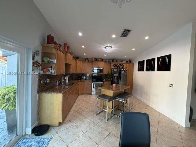 19707 SW 123rd Ct, Miami, FL 33177