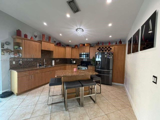 19707 SW 123rd Ct, Miami, FL 33177