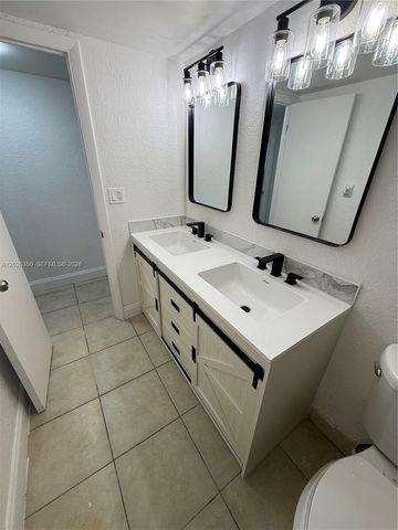 15221 NE 6th Ave A111, Miami, FL 33162
