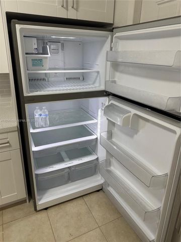 15221 NE 6th Ave A111, Miami, FL 33162