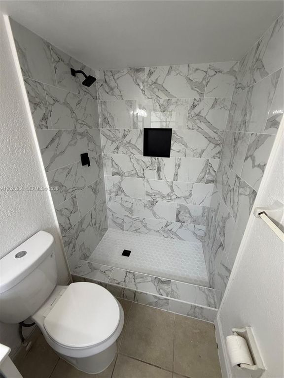 15221 NE 6th Ave A111, Miami, FL 33162
