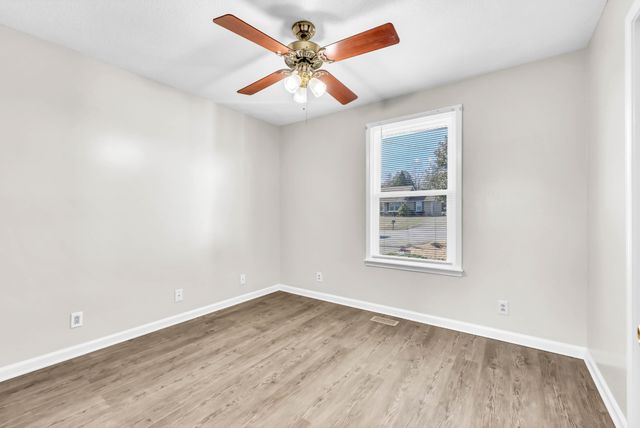 1412 McClardy Rd, Clarksville, TN 37042