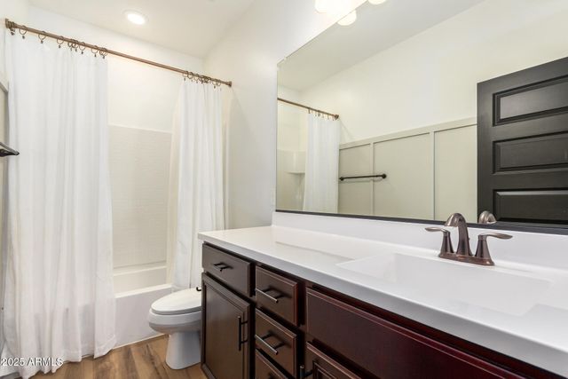 614 E BRISA Drive, Phoenix, AZ 85085