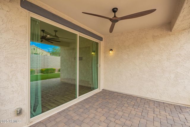 614 E BRISA Drive, Phoenix, AZ 85085