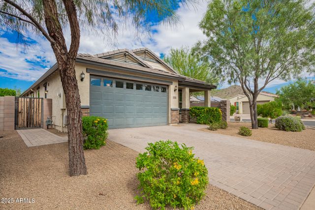 614 E BRISA Drive, Phoenix, AZ 85085