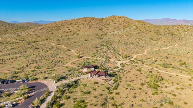 614 E BRISA Drive, Phoenix, AZ 85085