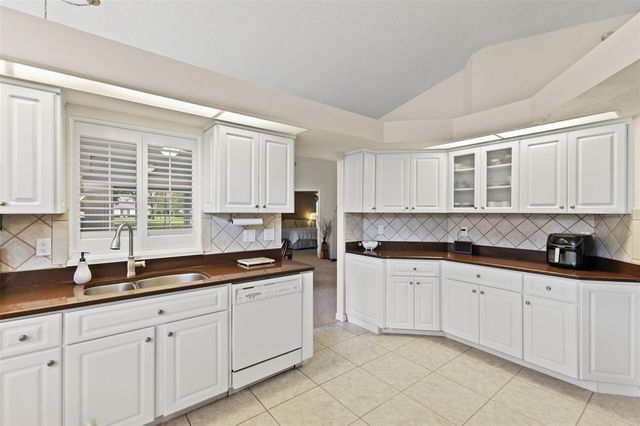9419 NEW ORLEANS DRIVE, Weeki Wachee, FL 34613