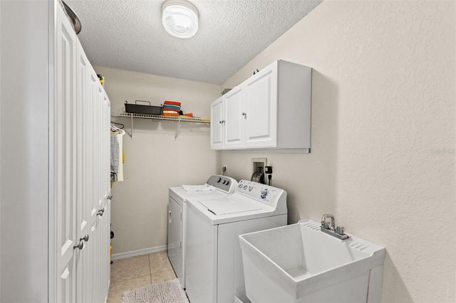9419 NEW ORLEANS DRIVE, Weeki Wachee, FL 34613
