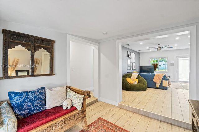 2447 Wilson St, Hollywood, FL 33020