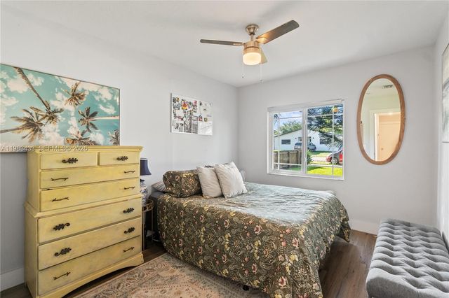 2447 Wilson St, Hollywood, FL 33020