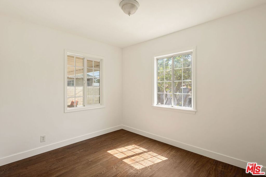 Image 17 of property listing at 13610 Bracken Street, Arleta, CA 91331