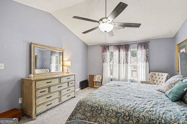 1142 W Shore Drive, Riverdale, GA 30296