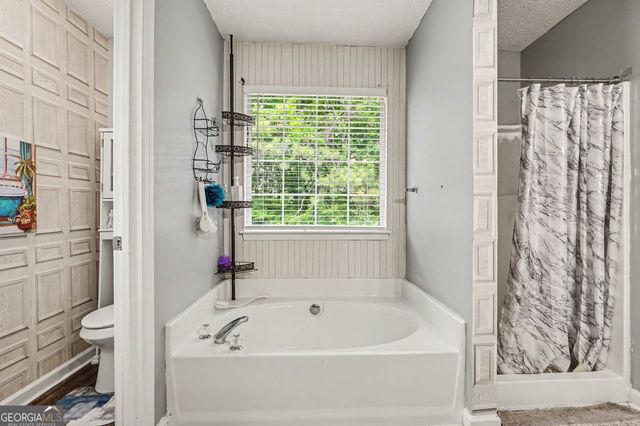 1142 W Shore Drive, Riverdale, GA 30296
