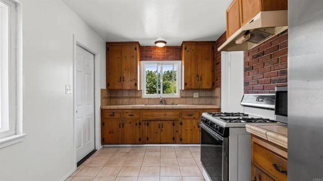 1144 Atwater Street, San Diego, CA 92154