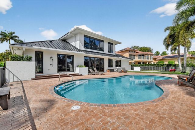 21312 Greenwood Court, Boca Raton, FL 33433