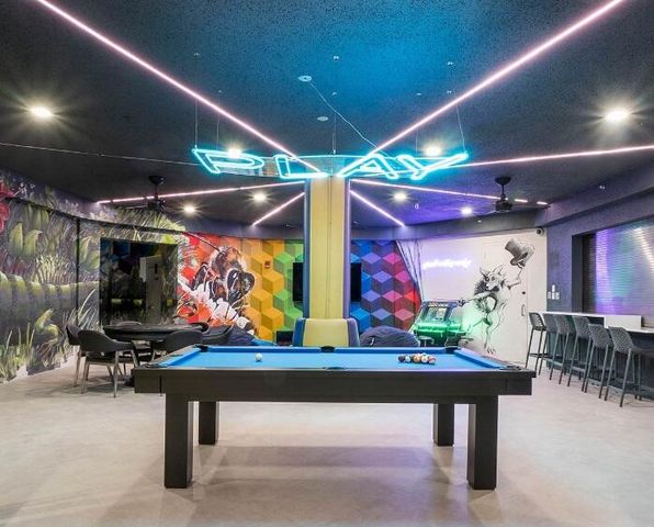 21312 Greenwood Court, Boca Raton, FL 33433