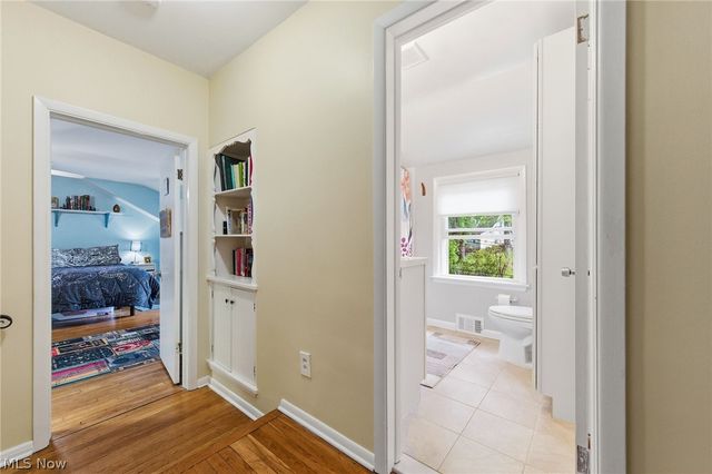 21012 Halburton Road, Beachwood, OH 44122