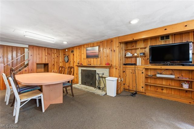 21012 Halburton Road, Beachwood, OH 44122