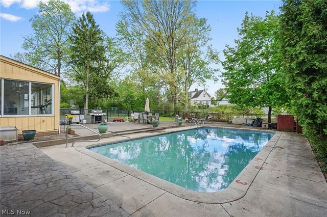 21012 Halburton Road, Beachwood, OH 44122
