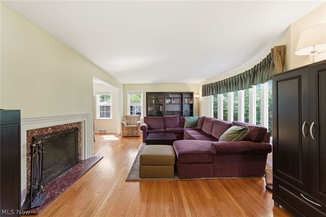 21012 Halburton Road, Beachwood, OH 44122