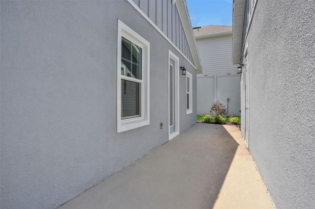 9135 WALCOTT LANE, Lakewood Ranch, FL 34240