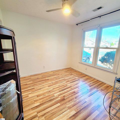 200 Dunwoody` Drive, Simpsonville, SC 29681