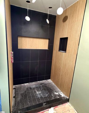 200 Dunwoody` Drive, Simpsonville, SC 29681