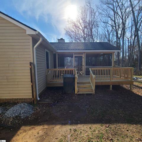 200 Dunwoody` Drive, Simpsonville, SC 29681